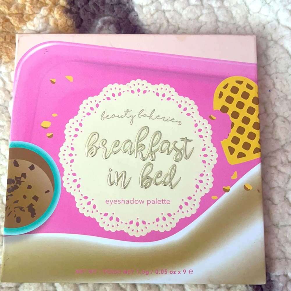 Breakfast in bed palette